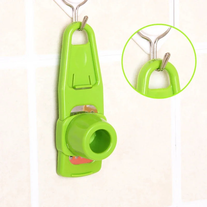 Multi-Functional Manual Ginger Garlic Crusher Press Garlic Grinding Grater