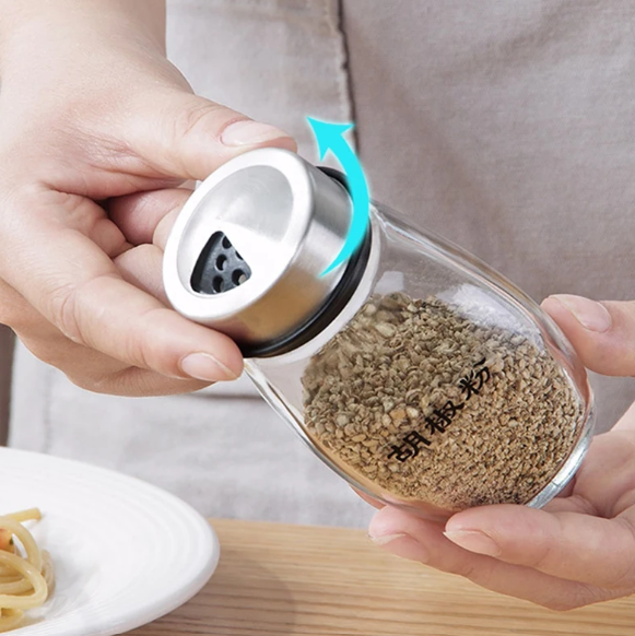 360° Rotating Kitchen Spice Bottle Set
