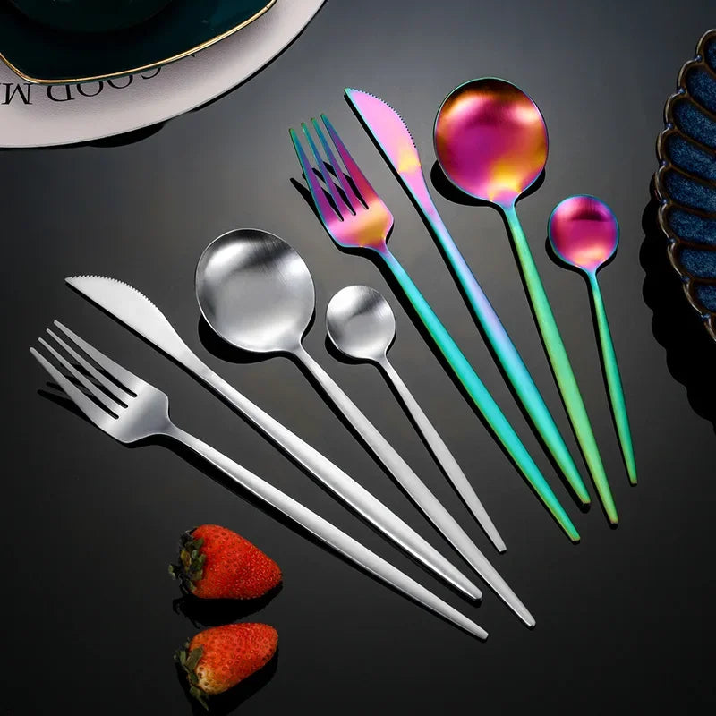 Matte Gold Stainless Steel Cutlery Set: 30-Piece Dinnerware Ensemble